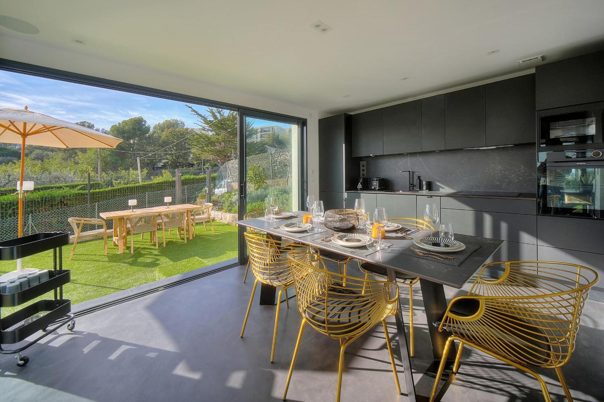 Immogroom - Superbe Villa - Piscine - Vue Mer - Parking - Clim Валлорис Экстерьер фото
